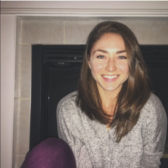 Meet your Posher, Rachel - Picture 3 of 8